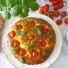 Pieczona frittata z pomidorkami, fetą i pesto