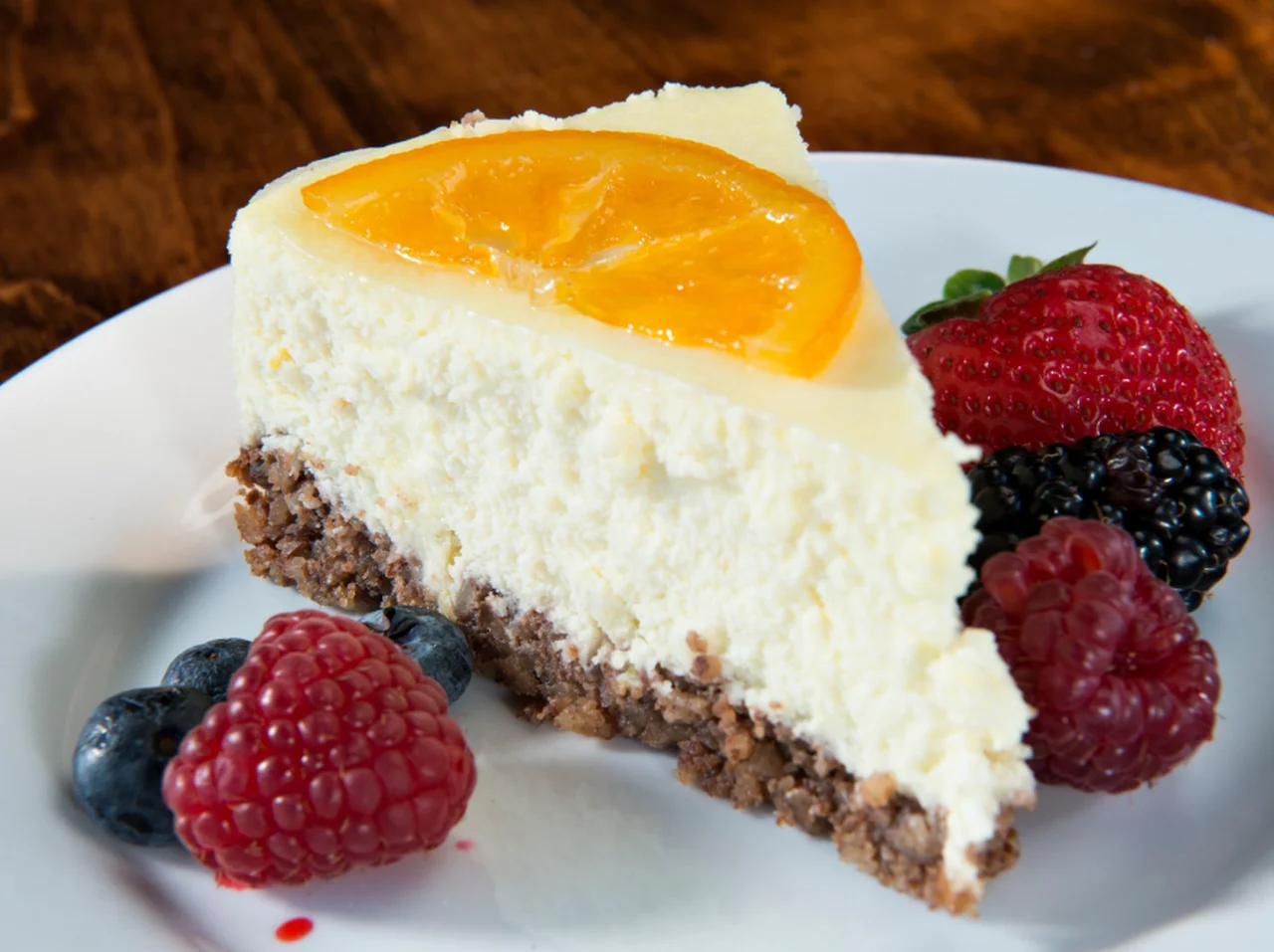 Zalej biszkopty tą masą i schłódź. Smakuje jak najlepszy sernik, a robi się w 5 minut