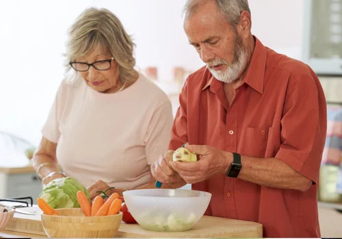 Do seniorów płyną wyższe emerytury! Informacja bezpośrednio od ZUS