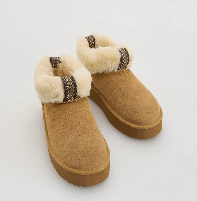 Zdjęcie Te śniegowce z Reserved robią furorę wśród Polek! Mega wygodne i ciepłe, a wygląd przyciąga wzrok #5