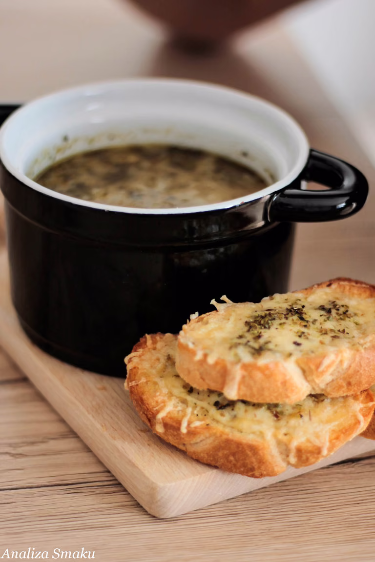 Zupa cebulowa