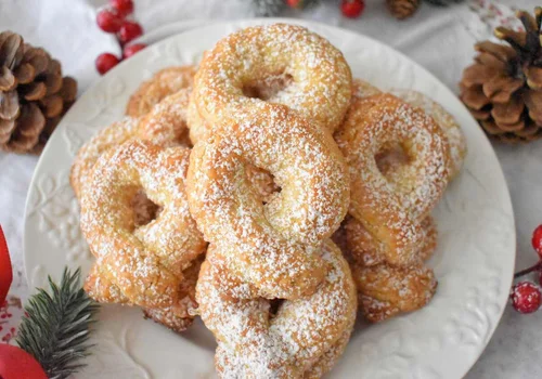 Świąteczne ciasteczka "Ambrosiani" z Mediolanu