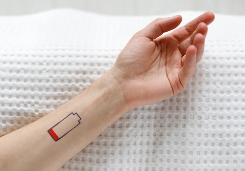 Syndrom Chronicznego Zmęczenia i Zaburzeń Immunologicznych: Co Powinieneś Wiedzieć?
