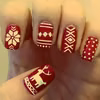 Świąteczny manicure