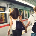 W jakim wieku można jechać na wakacje z chłopakiem? Kiedy rodzic powinien wyrazić zgodę na taki wypad?