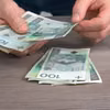 Ekstra 1000 zł dla tych pracowników! Zobacz, kto skorzysta na nowym dodatku!