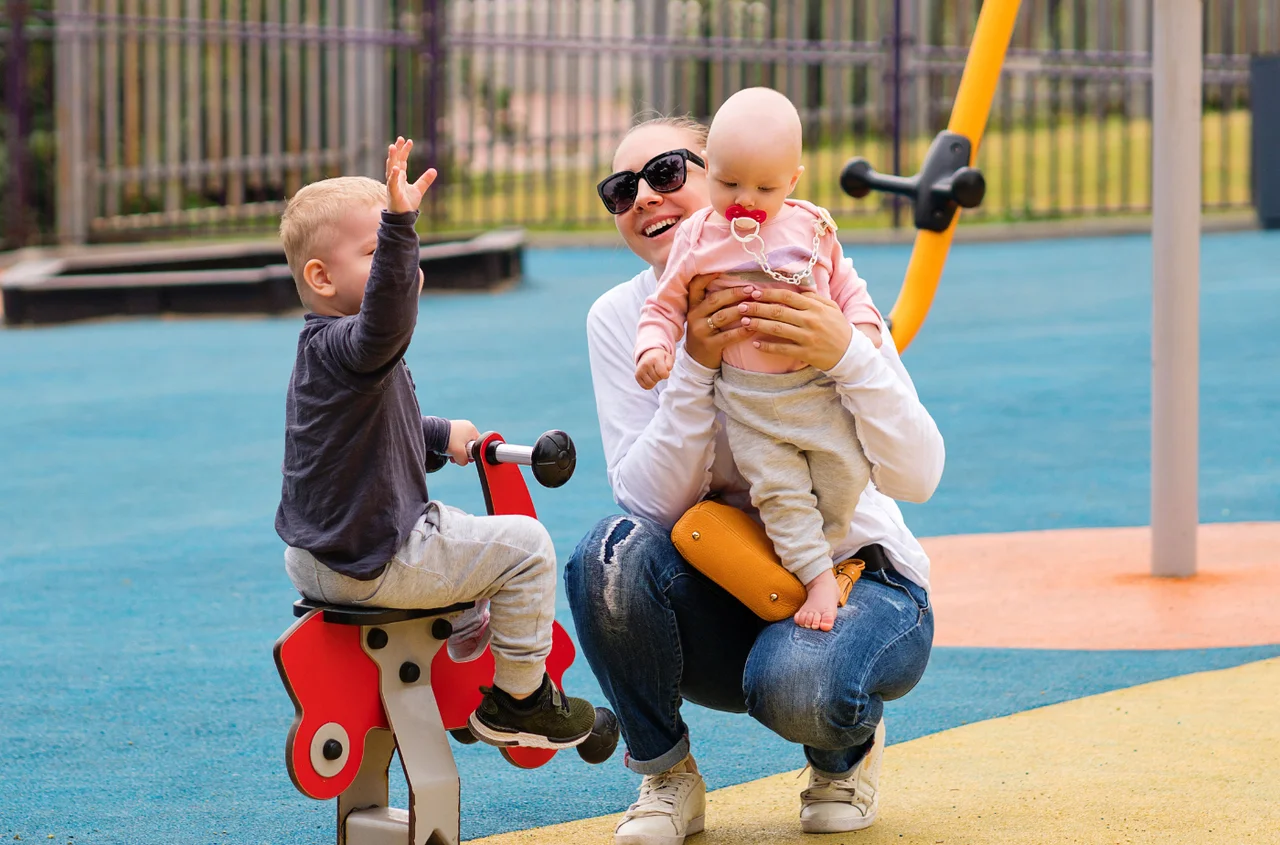 1600 zł na dziecko w czerwcu? ZUS wyjaśnia w komunikacie, co z podwójnym przelewem 800 plus