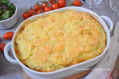 Zapiekanka ziemniaczana z mięsem mielonym i ratatouille
