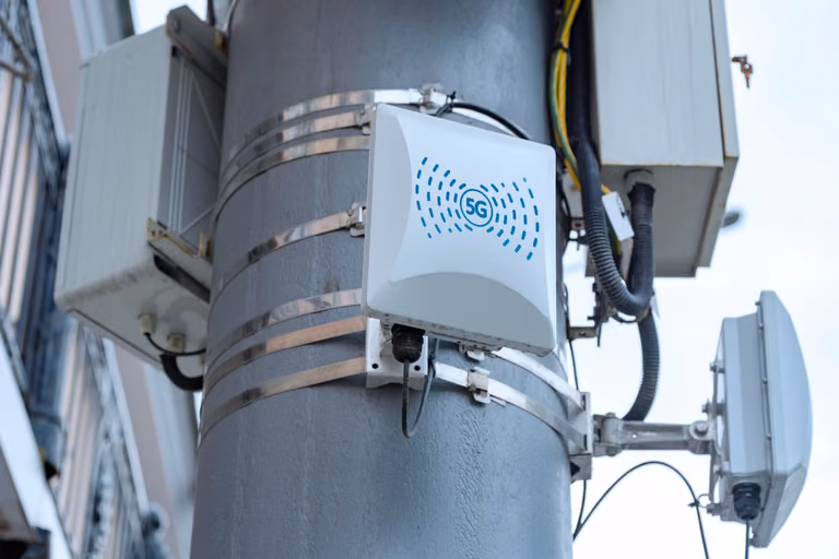 Czym jest 5G i czy jest niebezpieczne? Obalamy teorie spiskowe.