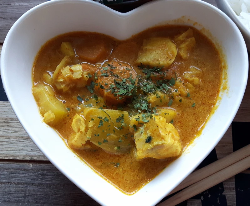 CURRY RYBNE
