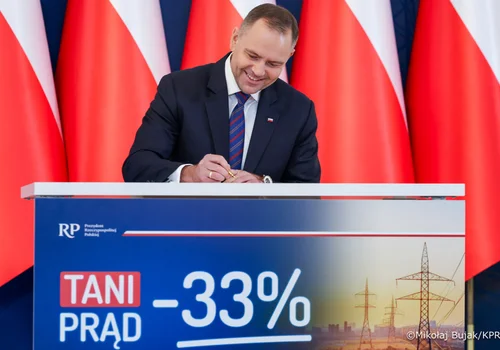 Prezydent ruszył z obniżką ceny prądu o 33 procent. Projekt już w Sejmie!