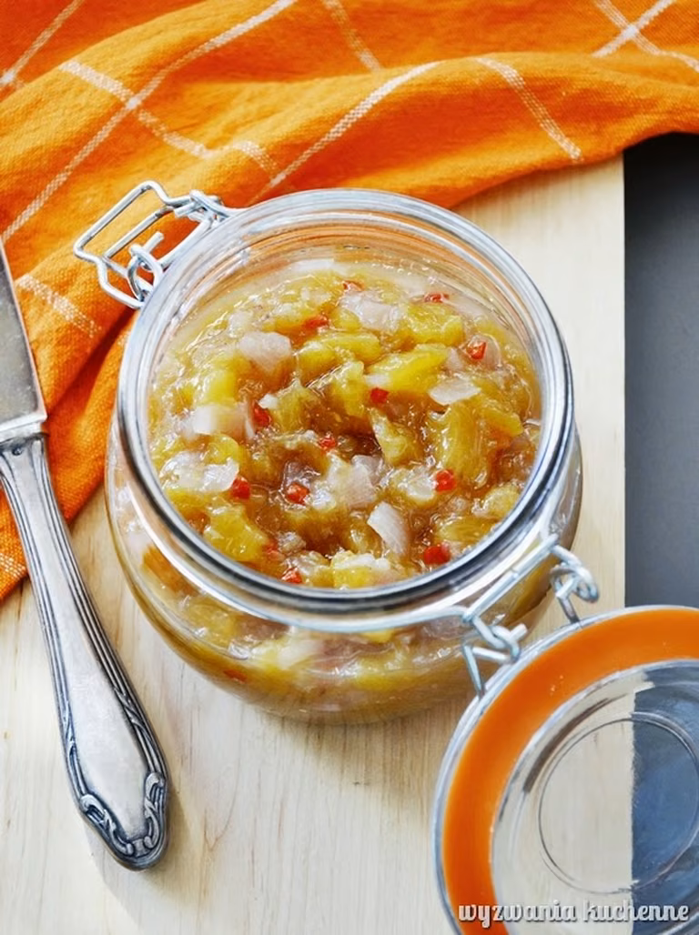 Chutney z brzoskwiń