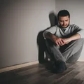 Depresja poporodowa u mężczyzn! Objawy i przyczyny występowania