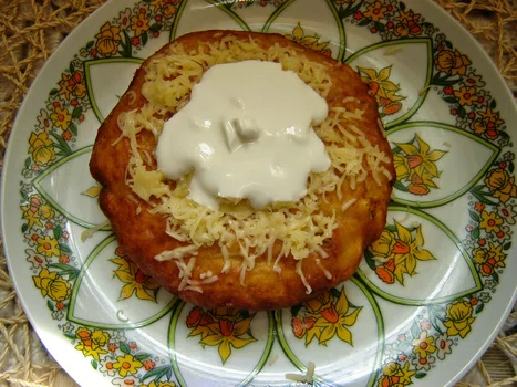 Placek węgierski z serem