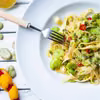 Tagliatelle z chilli, czosnkiem i bobem