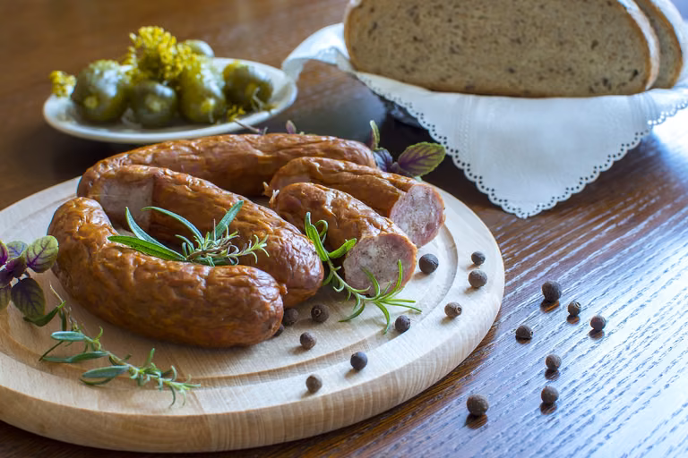 Domowa kiełbasa! Sprawdź, jak zrobić kiełbasę w domu