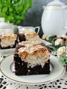 Ciasto czekoladowe z kokosem
