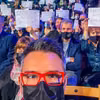 Protest publiczności w trakcie rozdania Nagród Nike 2021. Hasła na kartkach z ważnym przesłaniem