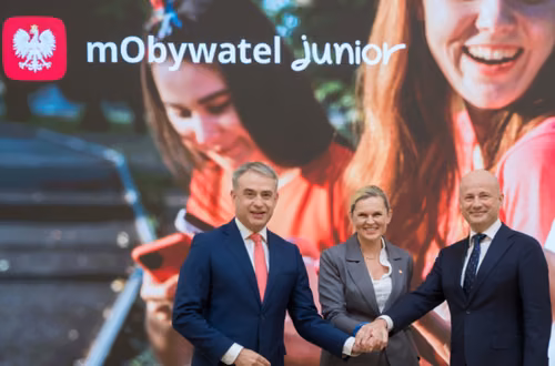Cyfrowa legitymacja szkolna od teraz w mObywatelu Junior. 5 mln uczniów z dostępem do nowej funkcji!