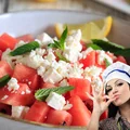 Sałatka z arbuza i fety — orzeźwiający hit na każdą imprezę przy grillu!
