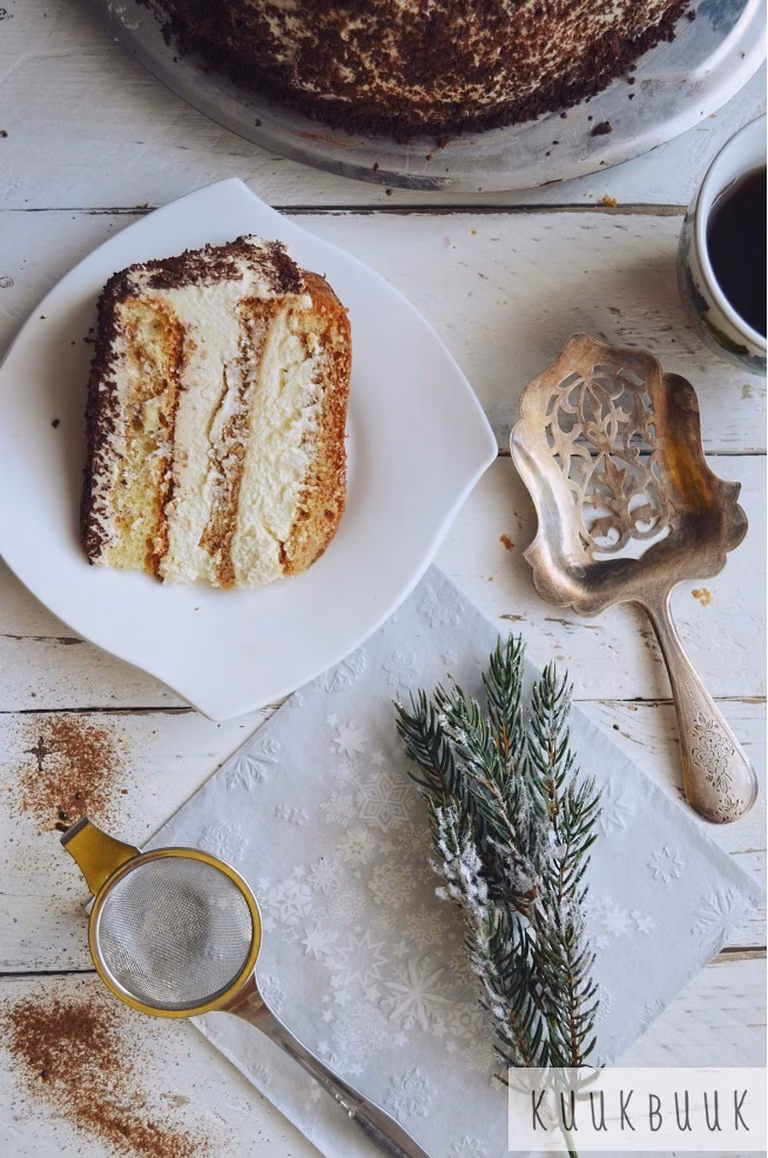 Tort tiramisu