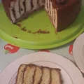 Zawijany tort z powidłem śliwkowym