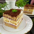 Ciasto Marzenie Królowej – pyszny biszkopt z masą chałwową