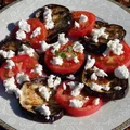Sałatka z grillowanym bakłażanem