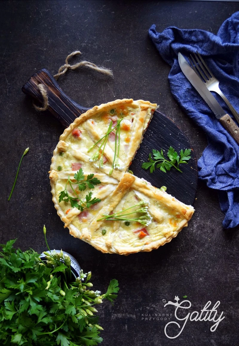 Tarta z groszkiem i marchewką