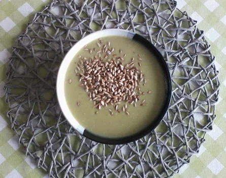 Zupa-krem z brokułów i sera pleśniowego
