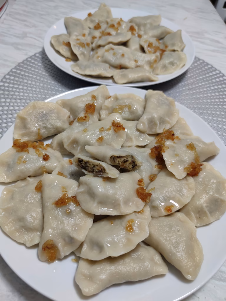 Pierogi z kapustą i grzybami