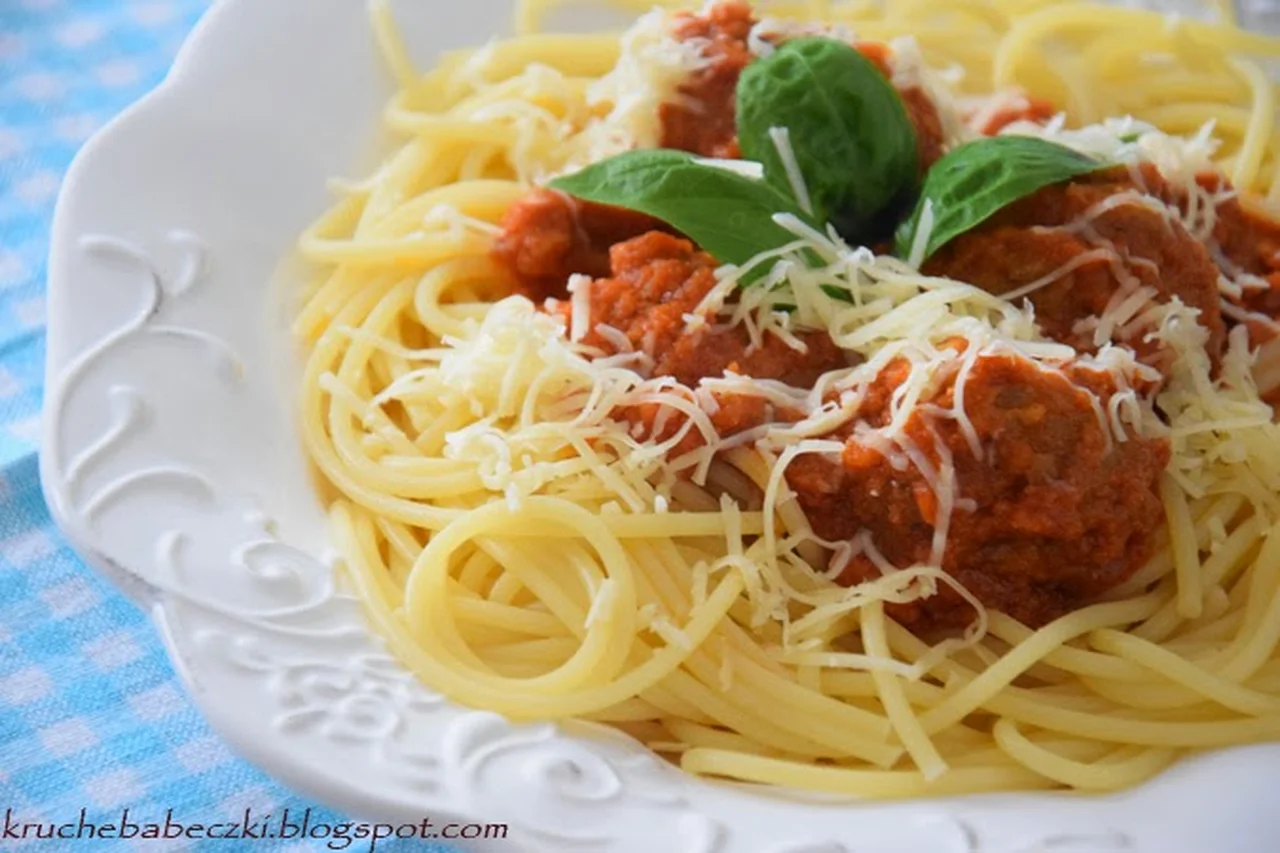Spaghetti z klopsikami wg Nighelli