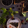 Tarta z jeżynami, masą migdałową i kremem waniliowym - food²