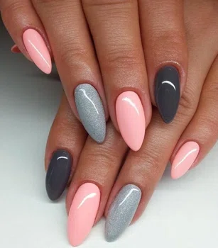 Śliczny manicure