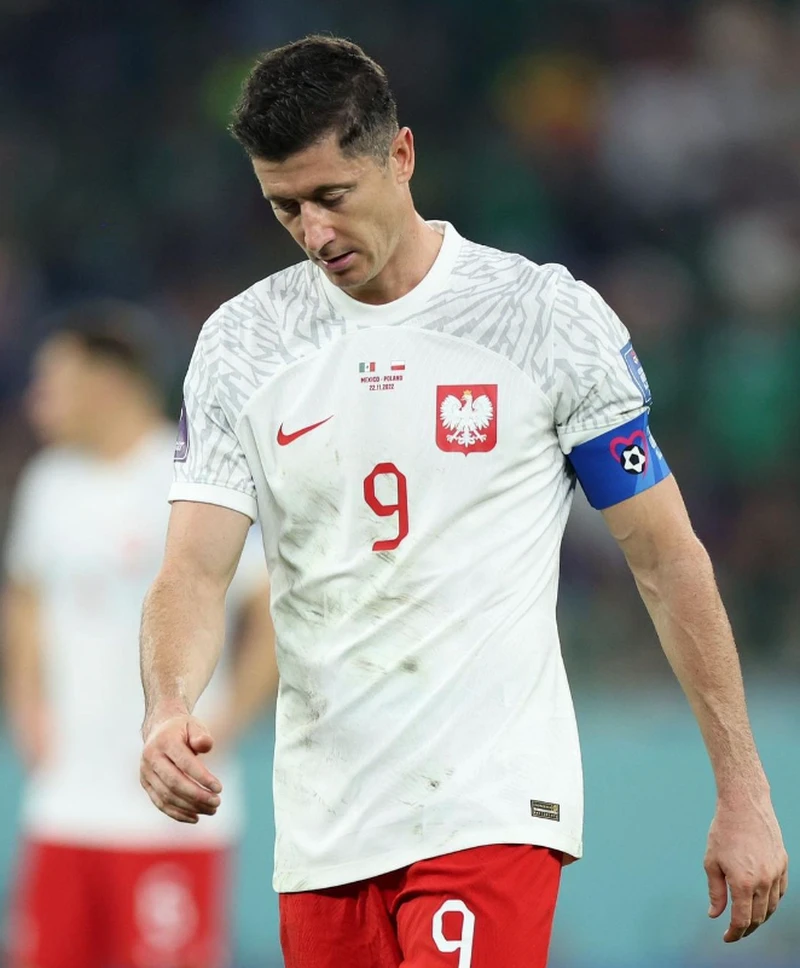 Afera z premiami dla piłkarzy. Lewandowski zdradza szczegóły!