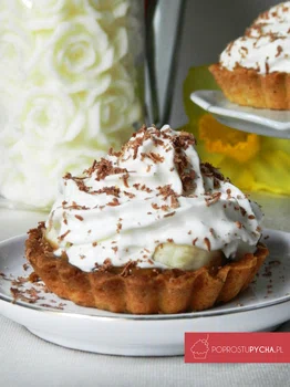Obłędne babeczki banoffi z masą kajmakową, bananami i bitą smietaną