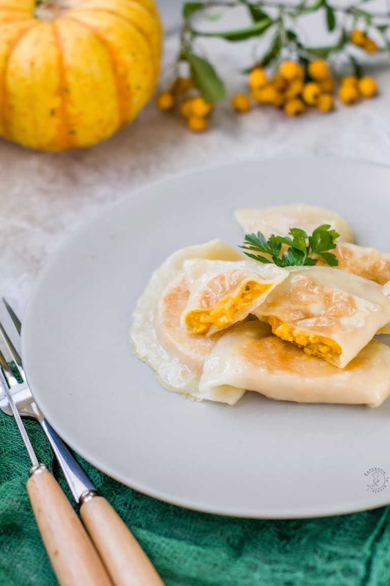 Pierogi Z Twarogiem I Dynią Na Słono