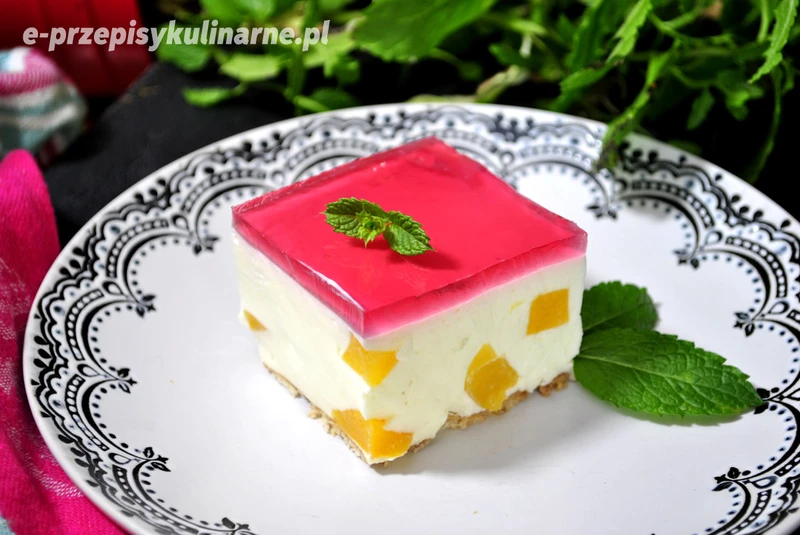 Sernik Na Zimno Z Brzoskwiniami