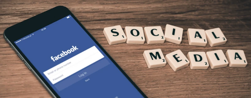 Czy Facebook sprzedaje?