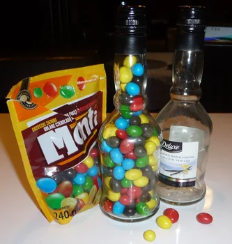 pomysłowy prezent diy dla wielbiciela słodyczy lub alkoholu:)