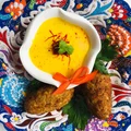 Kibbeh z sosem szafranowym
