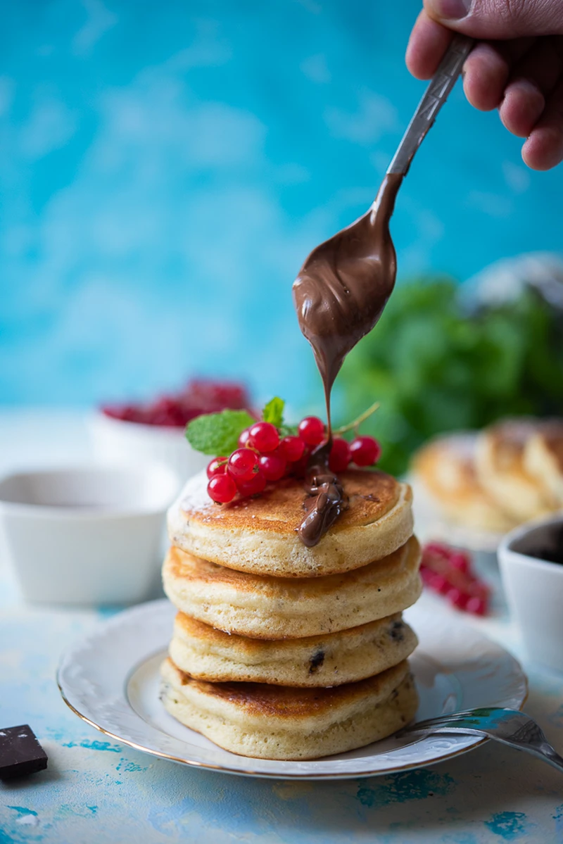 Puszyste pancakes z czekoladą