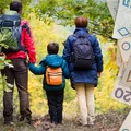 Zmiany w wypłatach 800 plus pod koniec roku! Rodziny dostaną przelewy wcześniej!