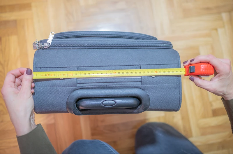 InPost ma sprytny sposób na tańsze podróżowanie! Usługa przebija tanie linie lotnicze i zachwyca klientów