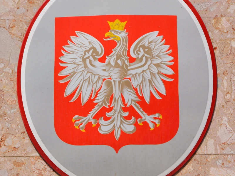 Rząd będzie używał innego godła niż reszta Polaków?
