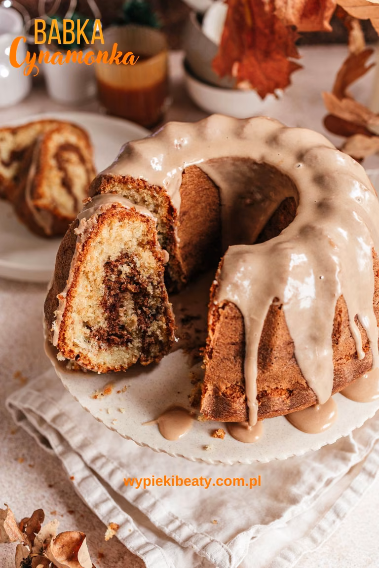 Maślana babka cynamonka