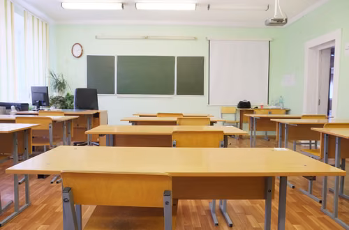 25-minutowe lekcje lub tryb zdalny. Ministerstwo Edukacji rozważa nową organizację zajęć