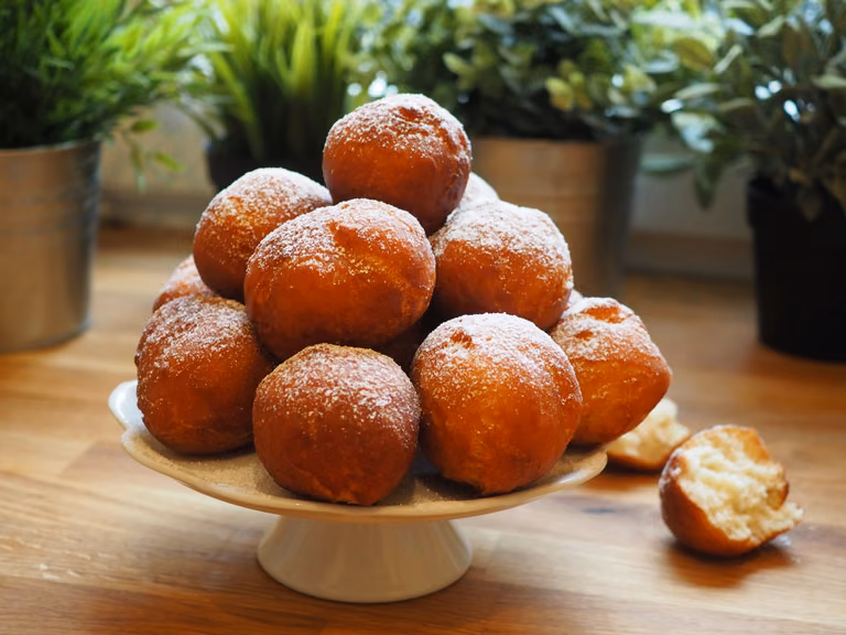 Mini pączki ziemniaczane. Przepis krok po kroku