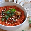 Muhammara - pasta z pieczonych papryk i orzechów włoskich