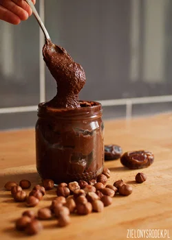 domowe najlepsze: nutella (bez cukru, słodzików, samo zdrowie)